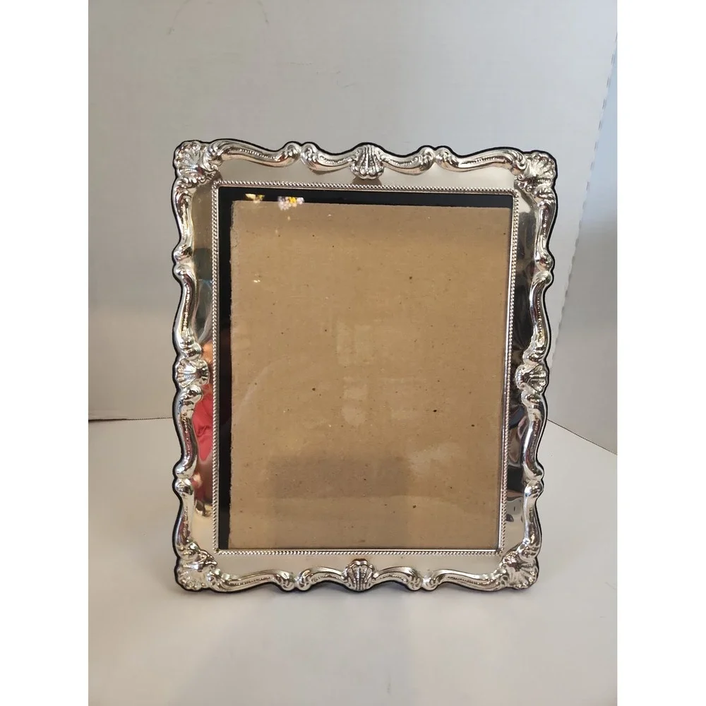 Vtg 8x10 Silvertoned Ornate Picture Frame Baroque Victorian Seashell Hollywood